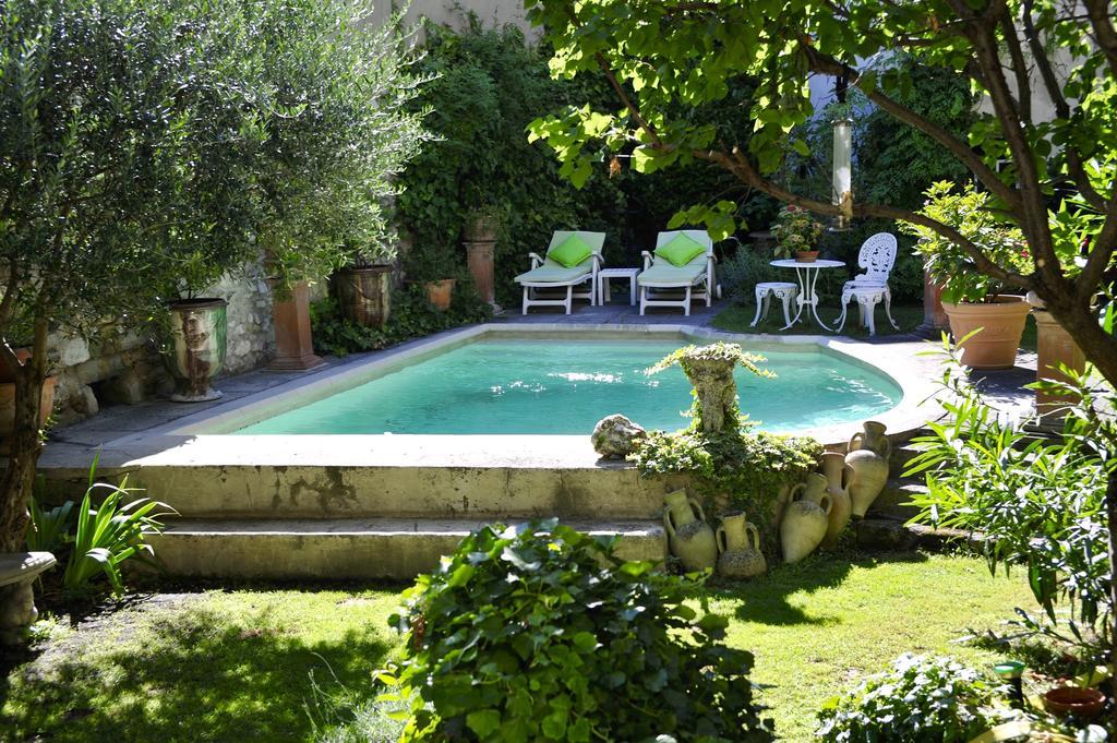 Les Saisons Villeneuve-lès-Avignon Exterior foto